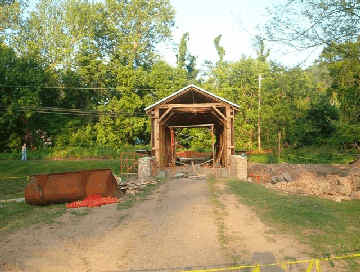 Fort Hunter Bridge. Photo by Bob & Judy Kruether, May 31, 2006